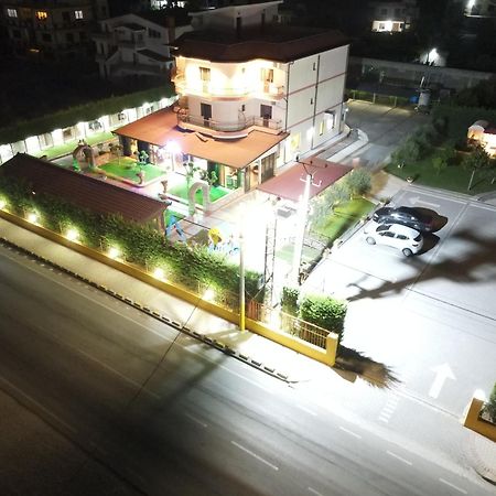 Drini Hotel Rrashbull Esterno foto