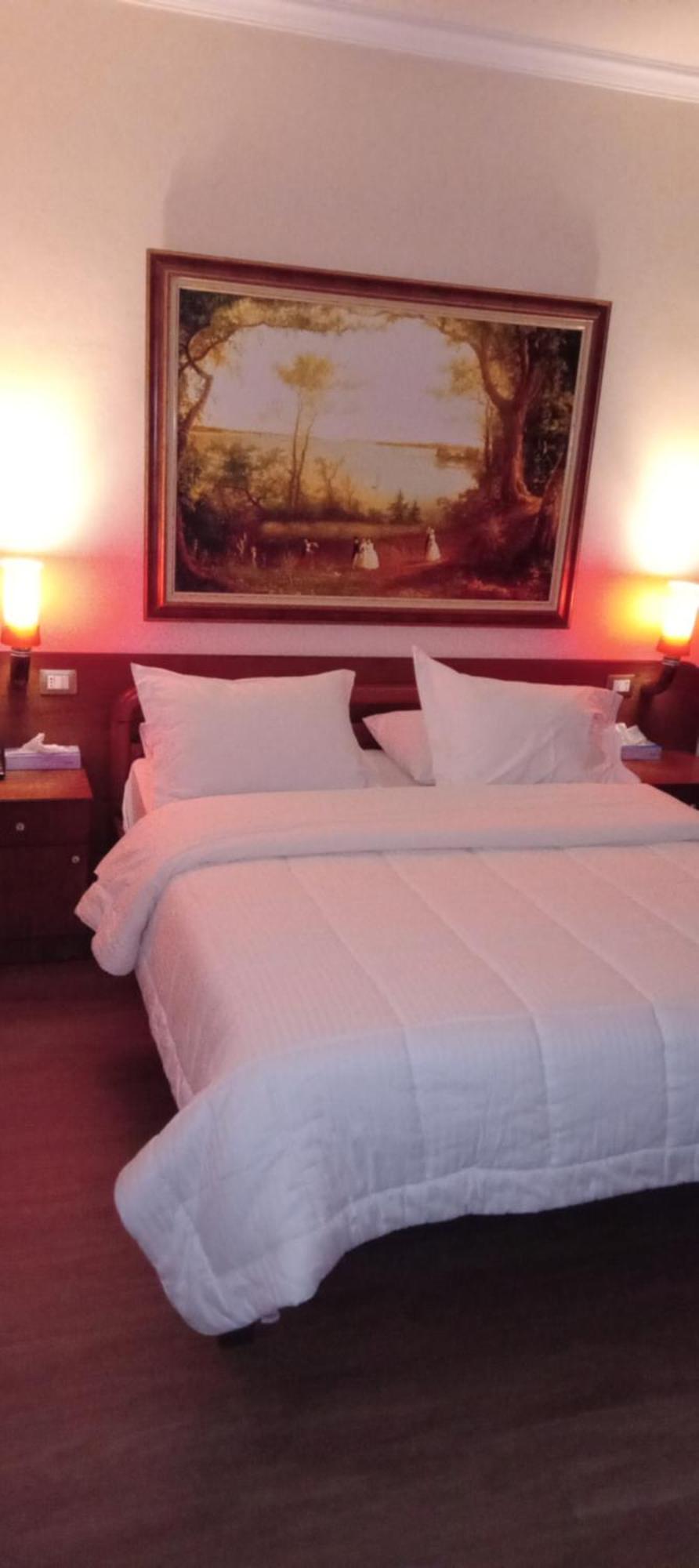 Drini Hotel Rrashbull Esterno foto