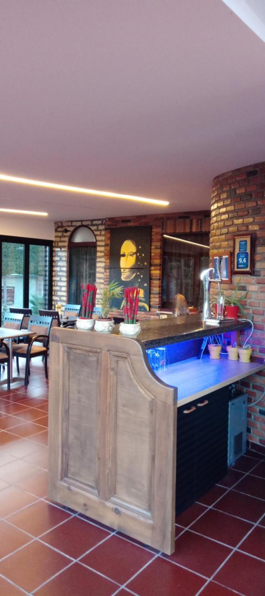 Drini Hotel Rrashbull Esterno foto