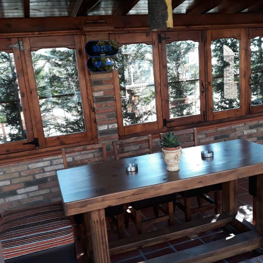 Drini Hotel Rrashbull Esterno foto